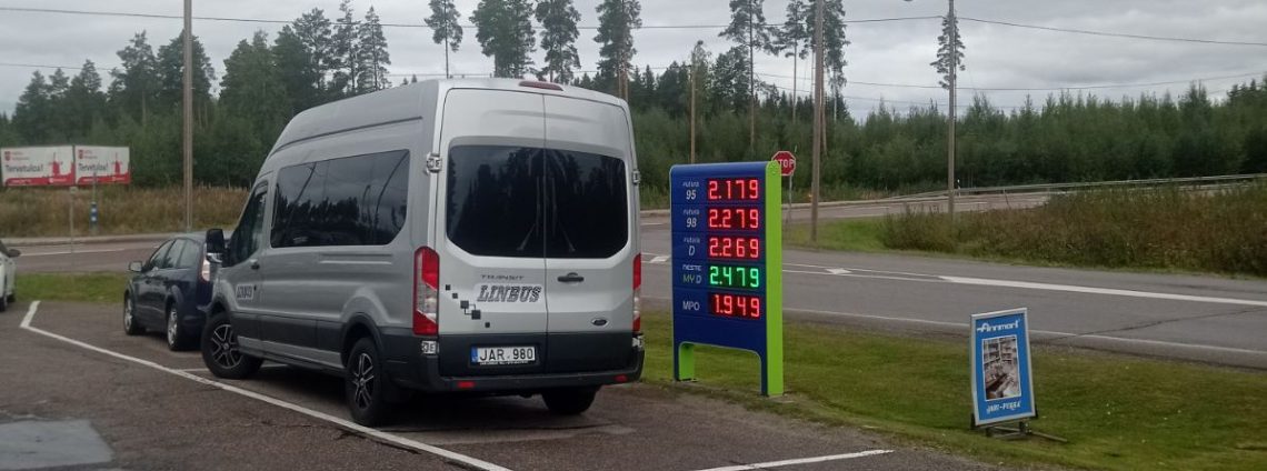 8-54 vietų autobusai